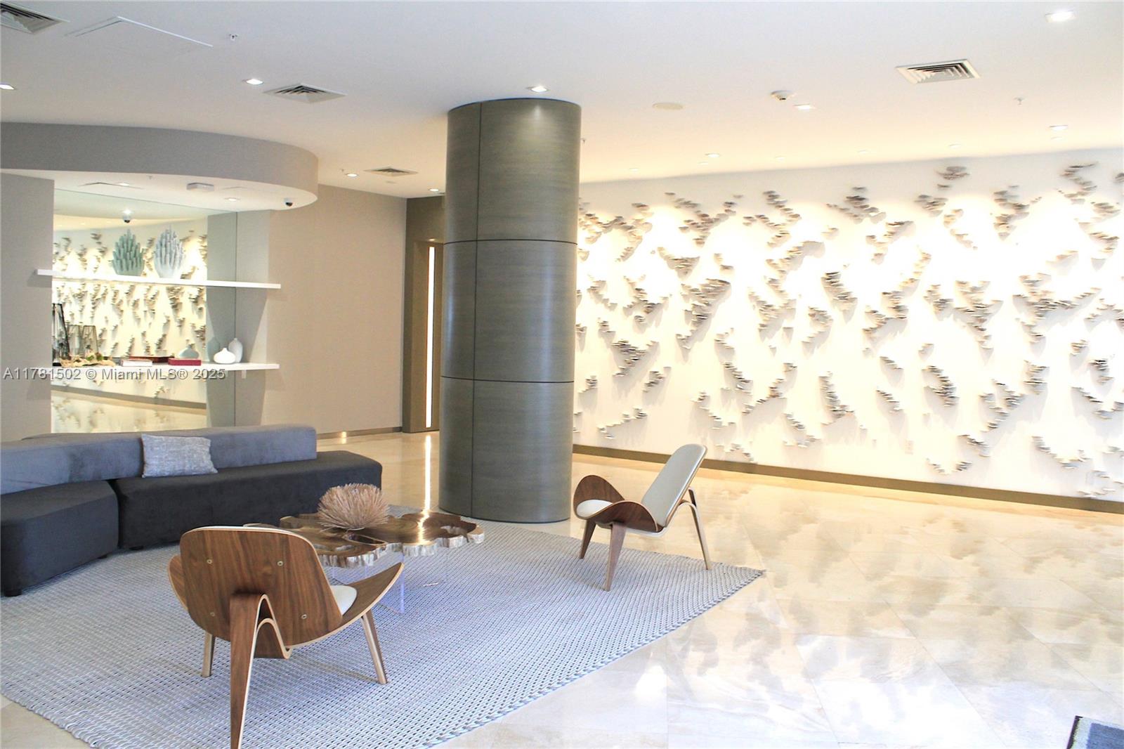 10275 Collins Ave #429, Bal Harbour FL 33154