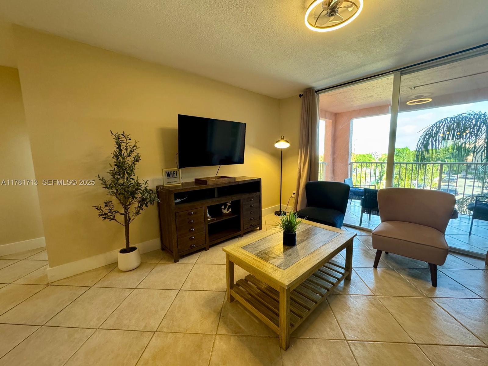 19501 E Country Club Dr #9503, Aventura FL 33180