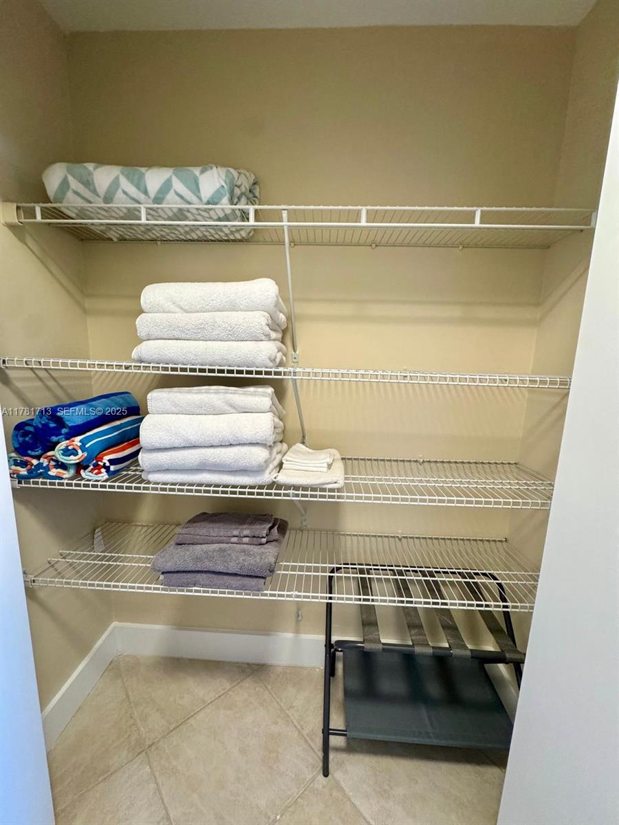 19501 E Country Club Dr #9503, Aventura FL 33180