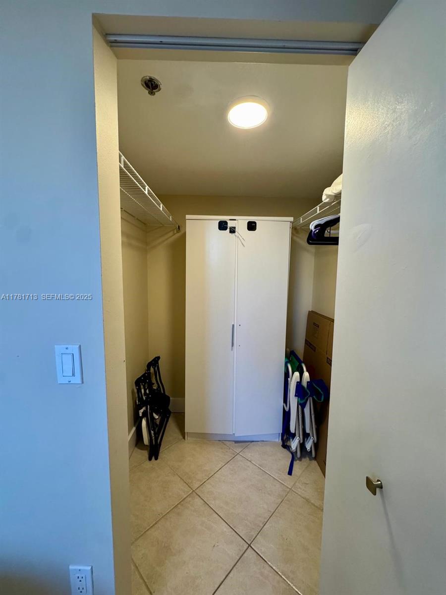 19501 E Country Club Dr #9503, Aventura FL 33180