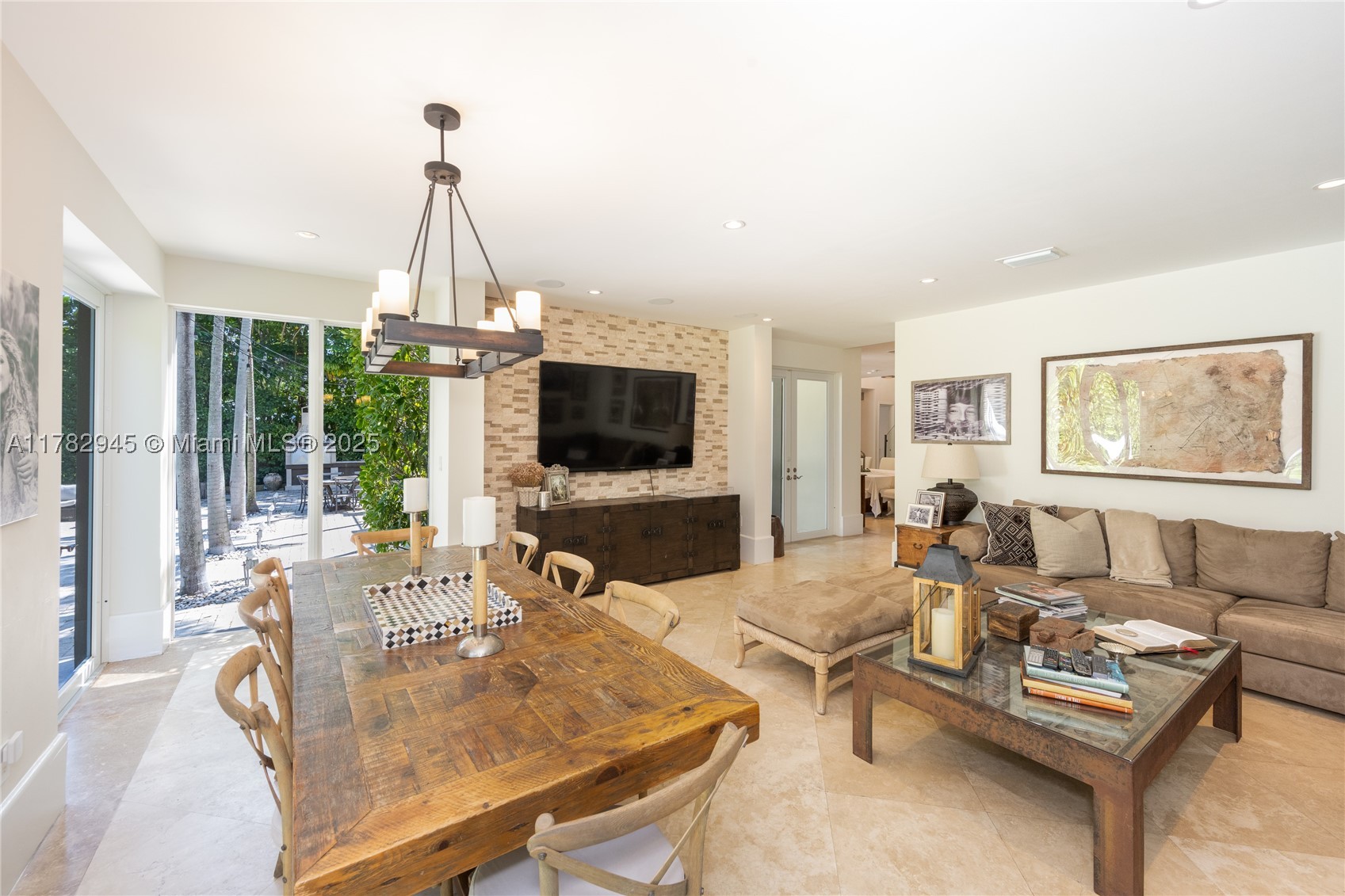 31 Island Dr, Key Biscayne FL 33149
