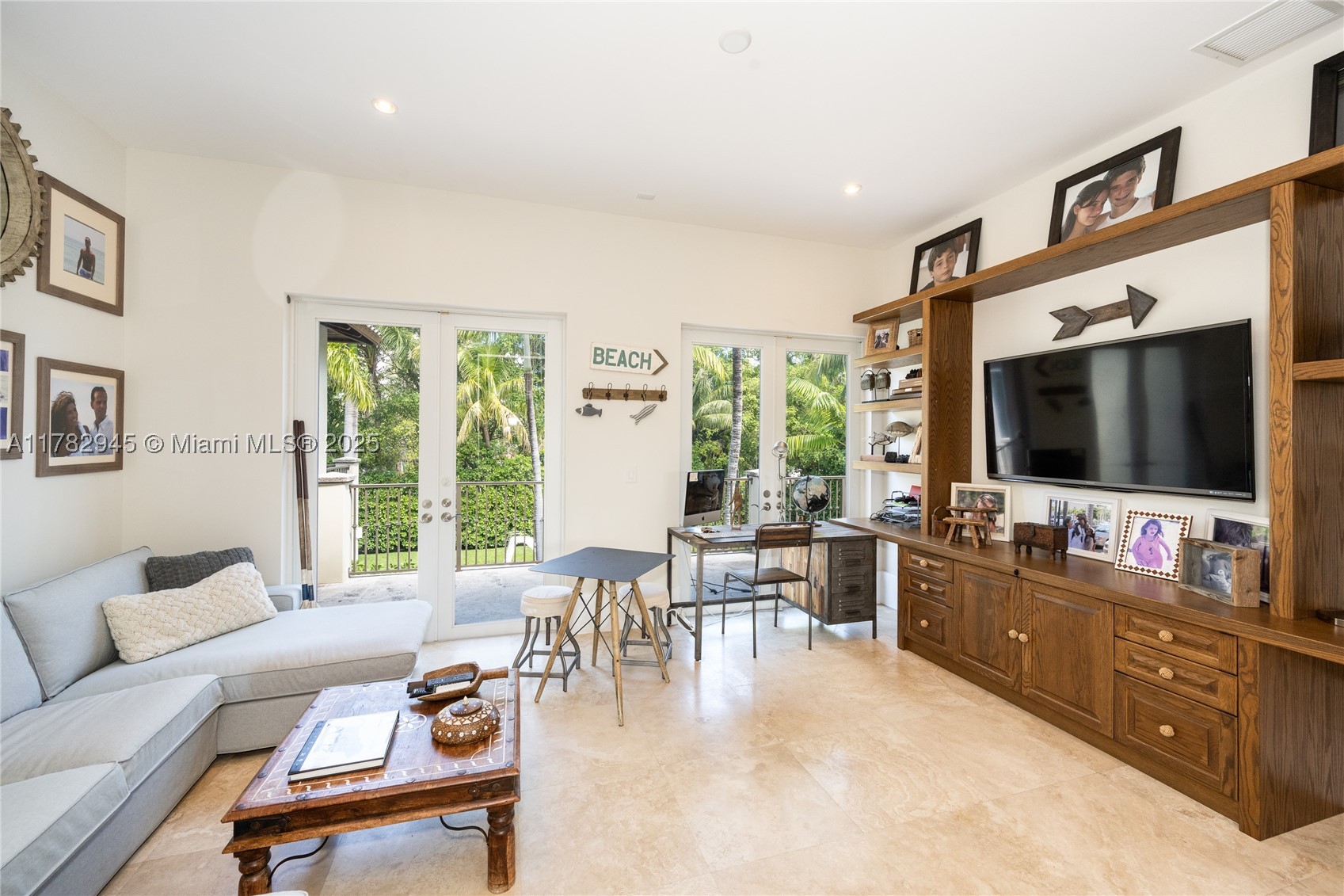 31 Island Dr, Key Biscayne FL 33149