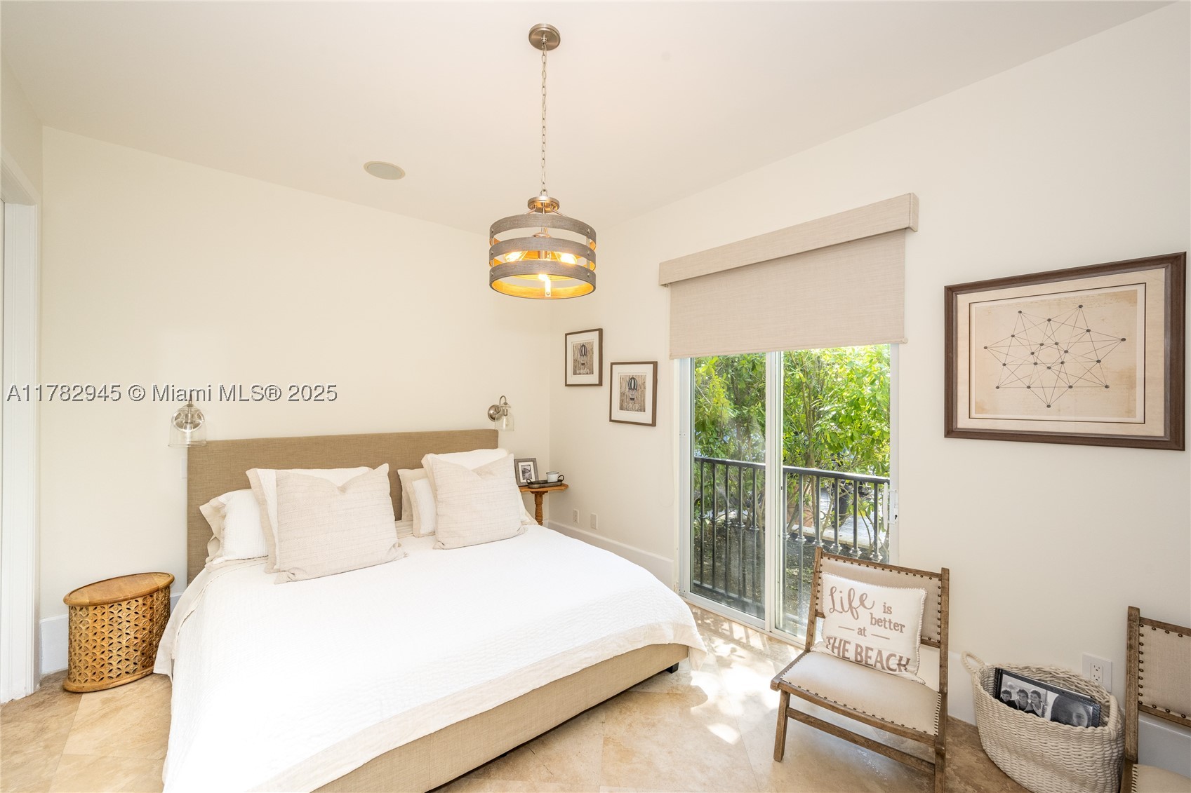 31 Island Dr, Key Biscayne FL 33149
