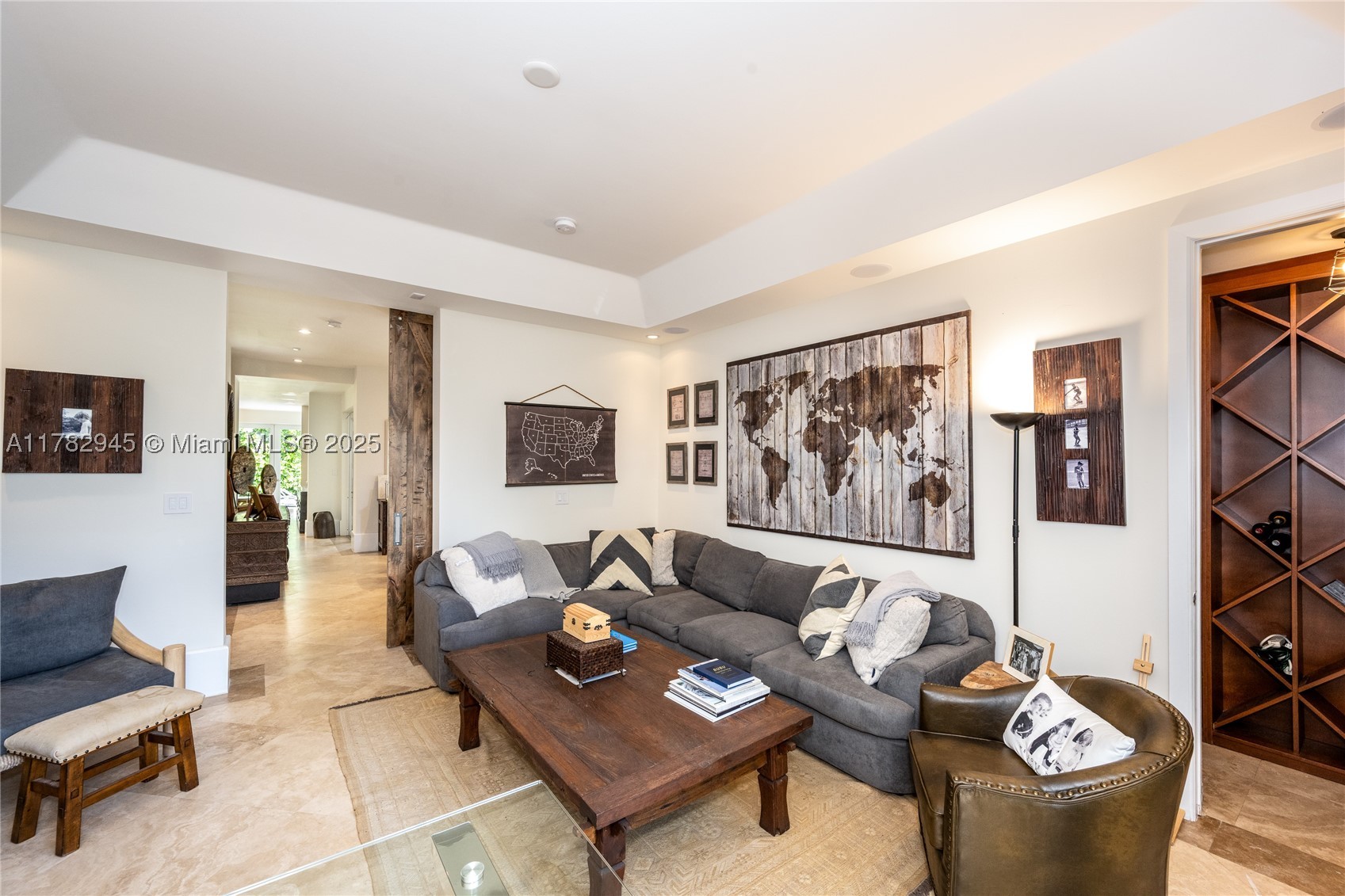 31 Island Dr, Key Biscayne FL 33149