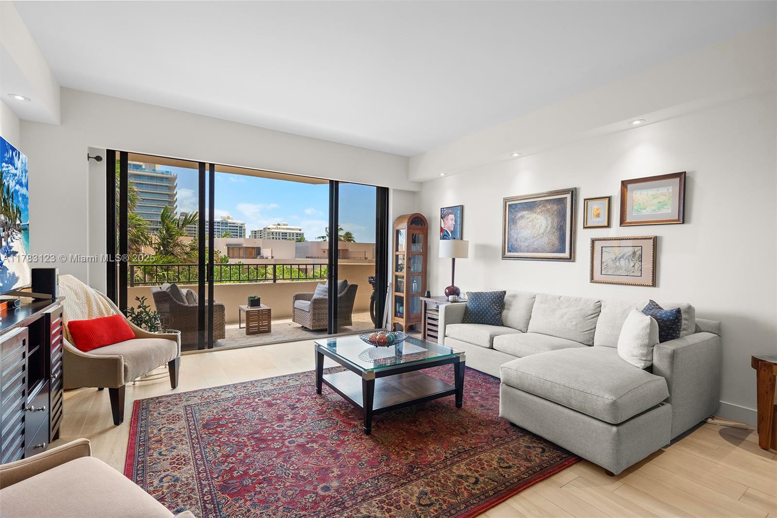 201 Crandon Blvd #333, Key Biscayne FL 33149