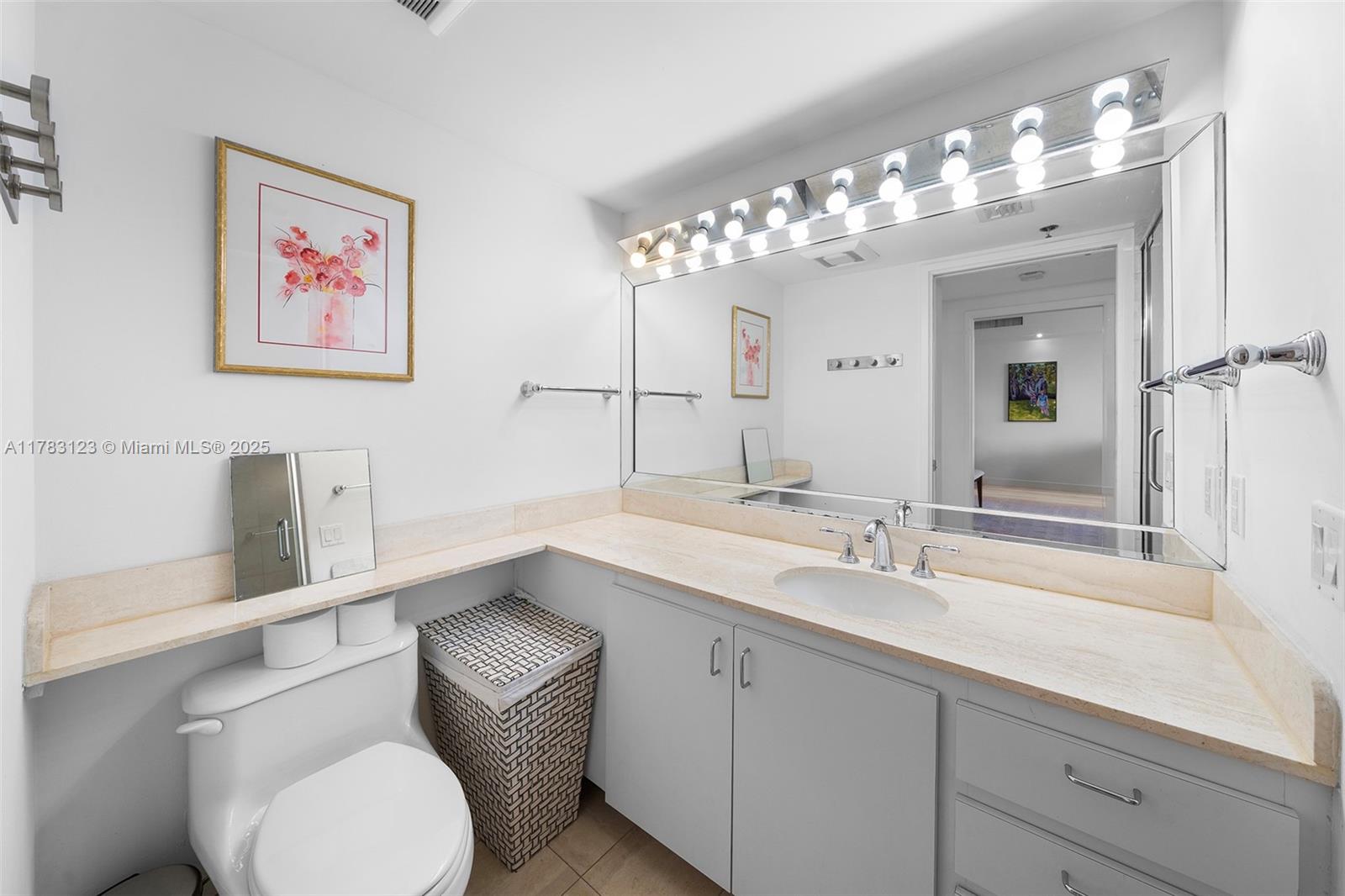 201 Crandon Blvd #333, Key Biscayne FL 33149