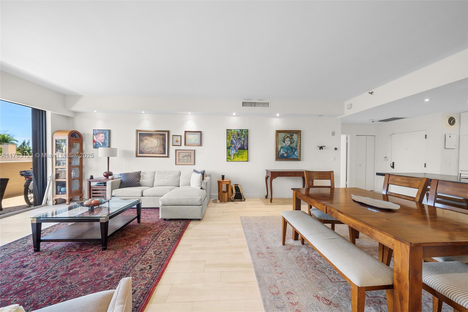 201 Crandon Blvd #333, Key Biscayne FL 33149