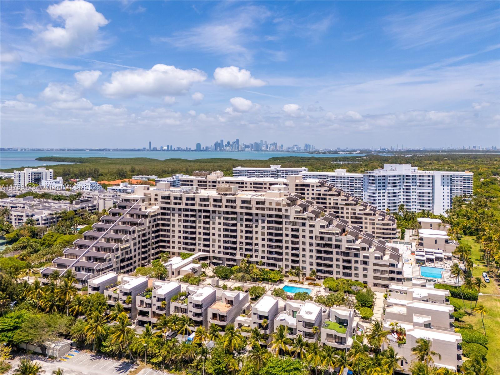 201 Crandon Blvd #333, Key Biscayne FL 33149