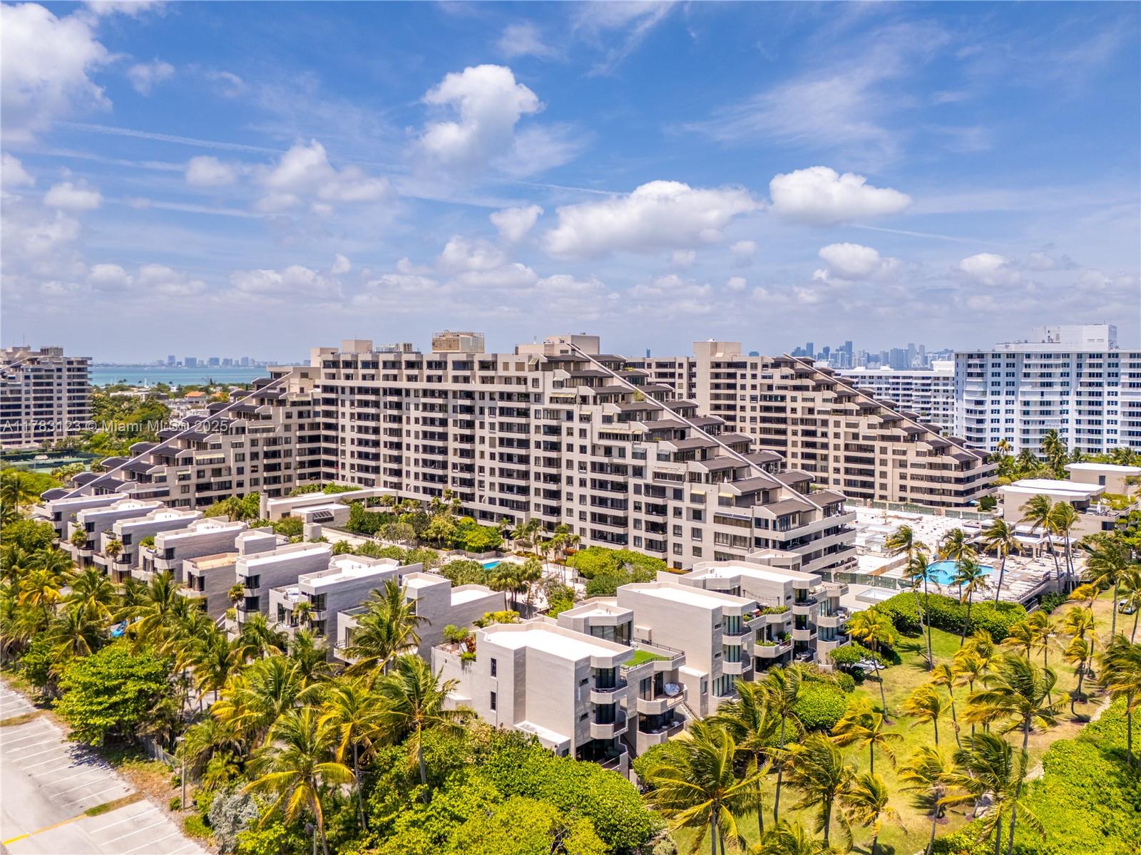 201 Crandon Blvd #333, Key Biscayne FL 33149