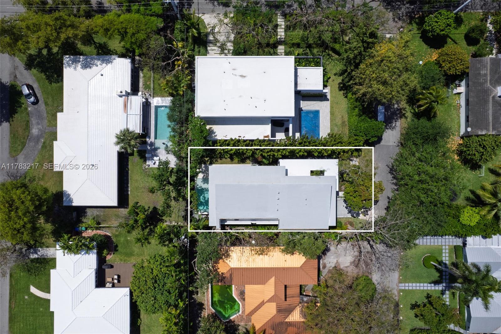 510 NE 52nd St, Miami FL 33137