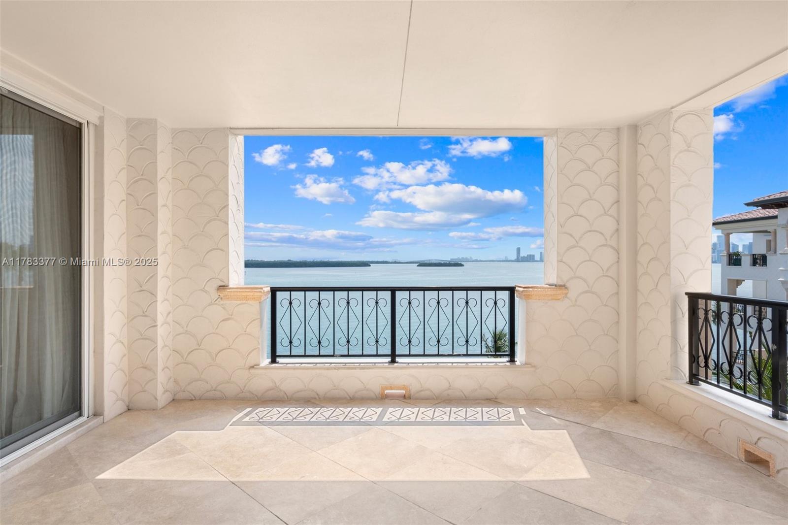 Fisher Island FL 33109 - A11783377