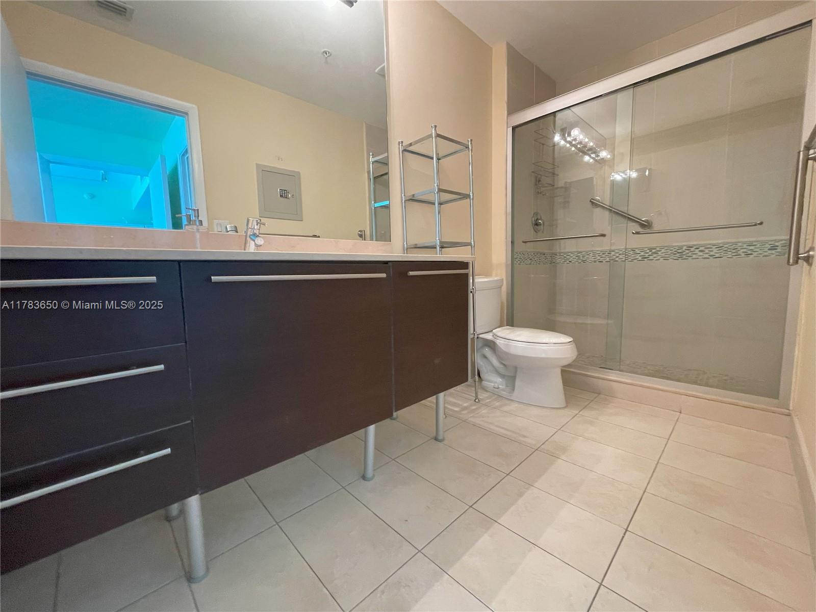 1900 N Bayshore Dr #2404, Miami FL 33132