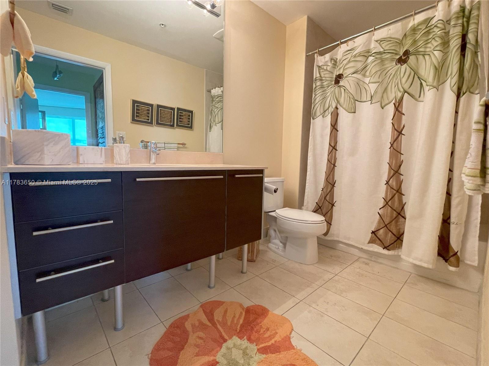 1900 N Bayshore Dr #2404, Miami FL 33132