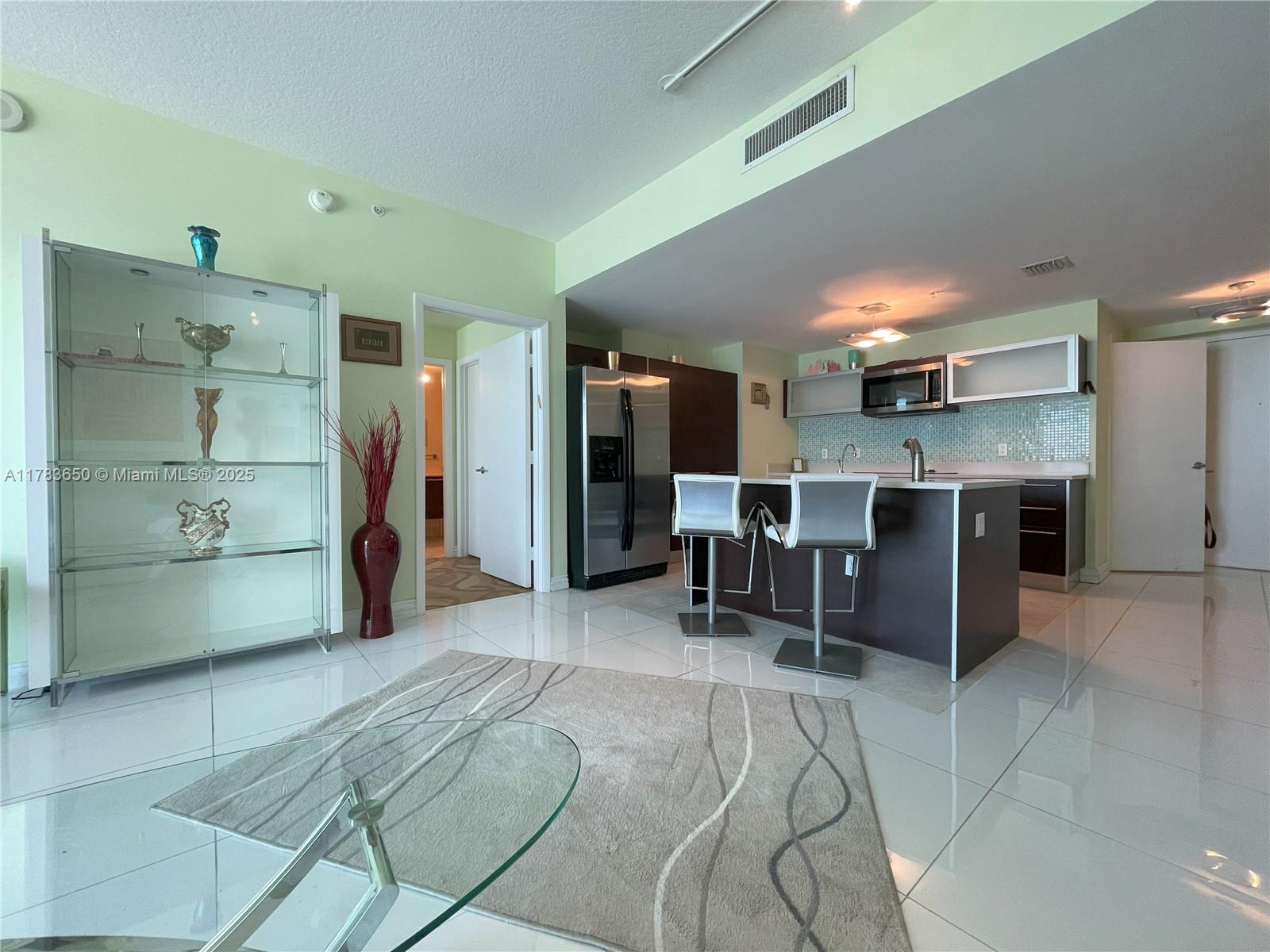 1900 N Bayshore Dr #2404, Miami FL 33132