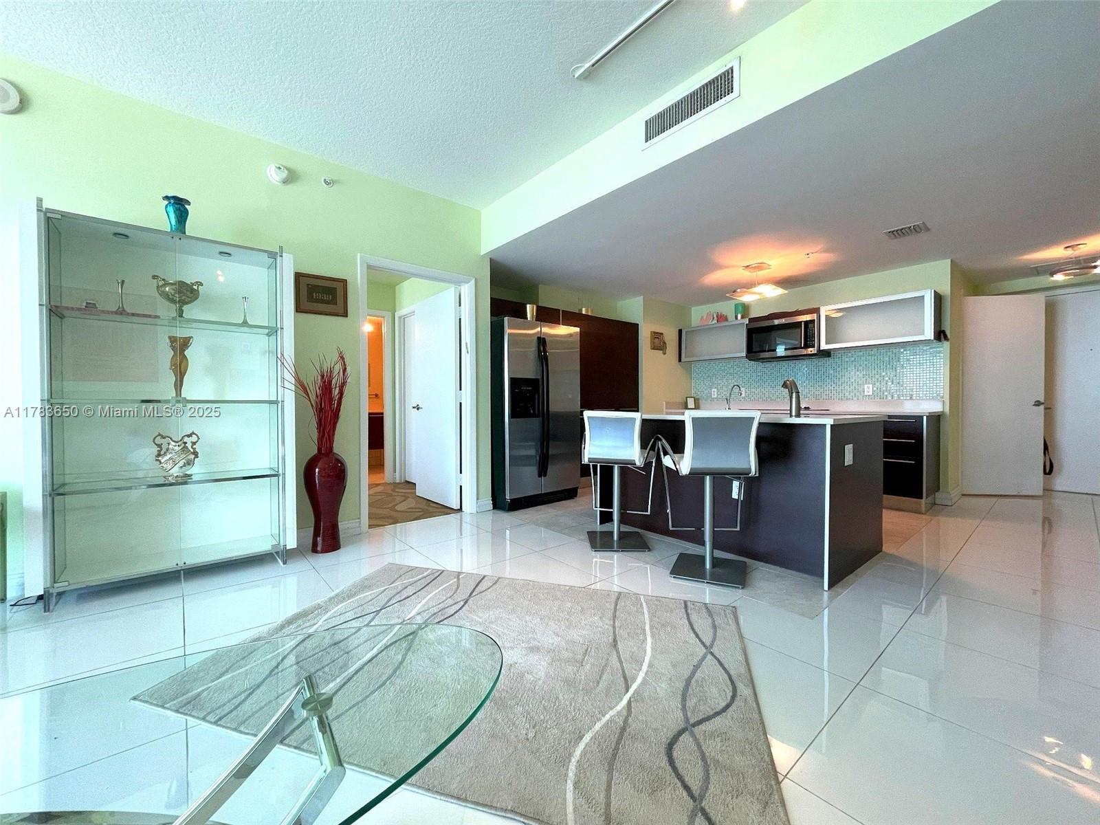 1900 N Bayshore Dr #2404, Miami FL 33132