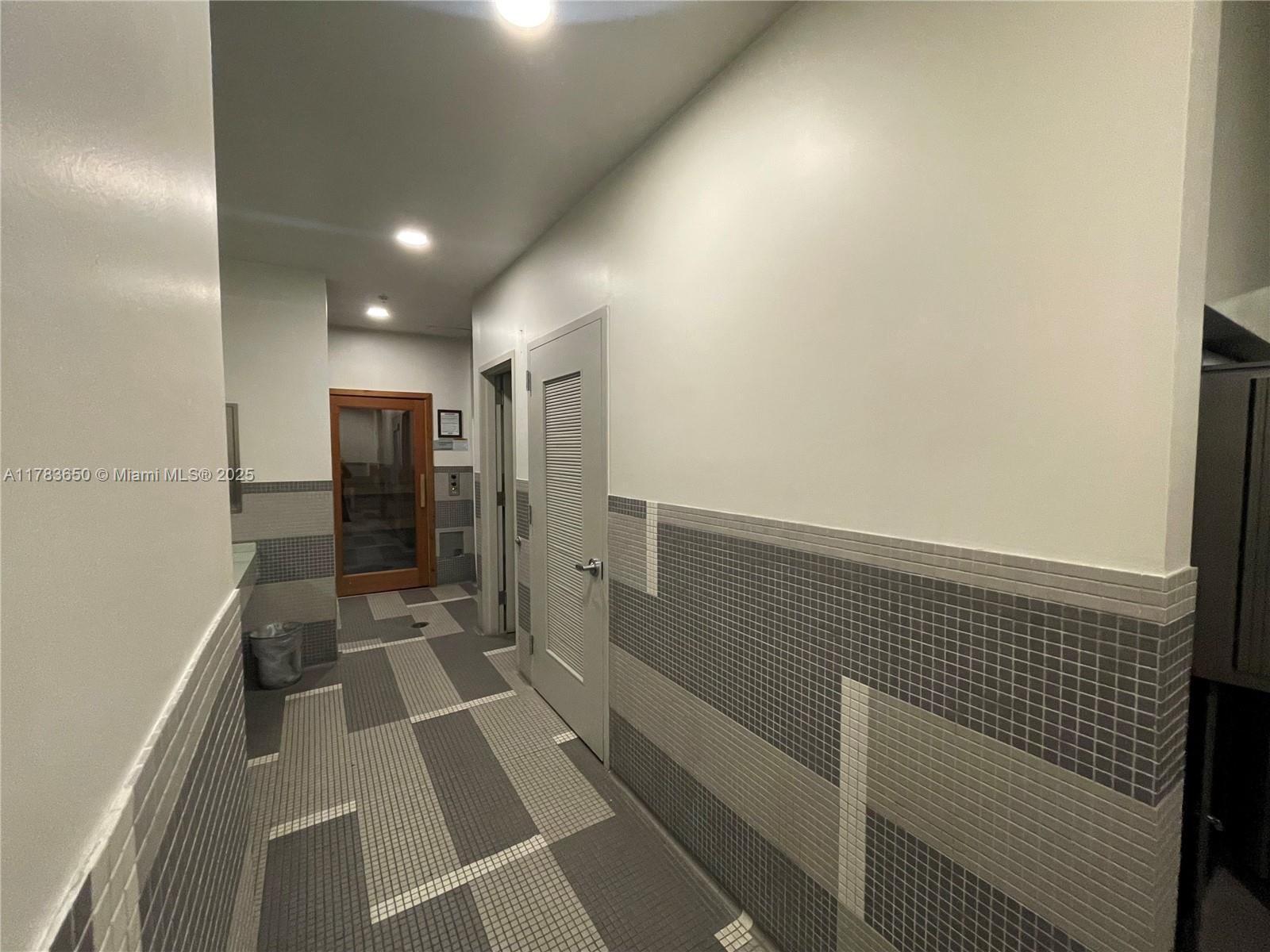 1900 N Bayshore Dr #2404, Miami FL 33132