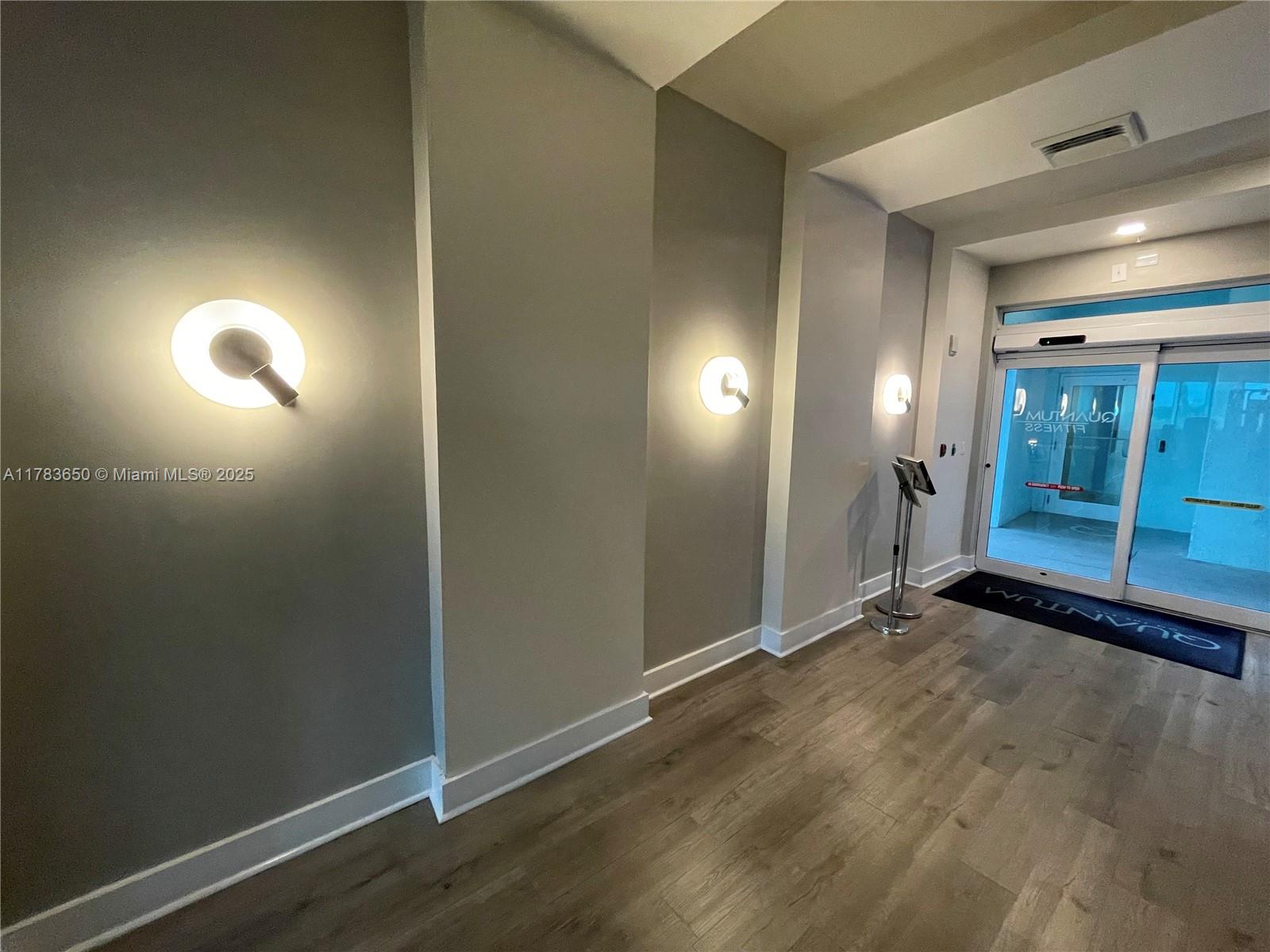 1900 N Bayshore Dr #2404, Miami FL 33132