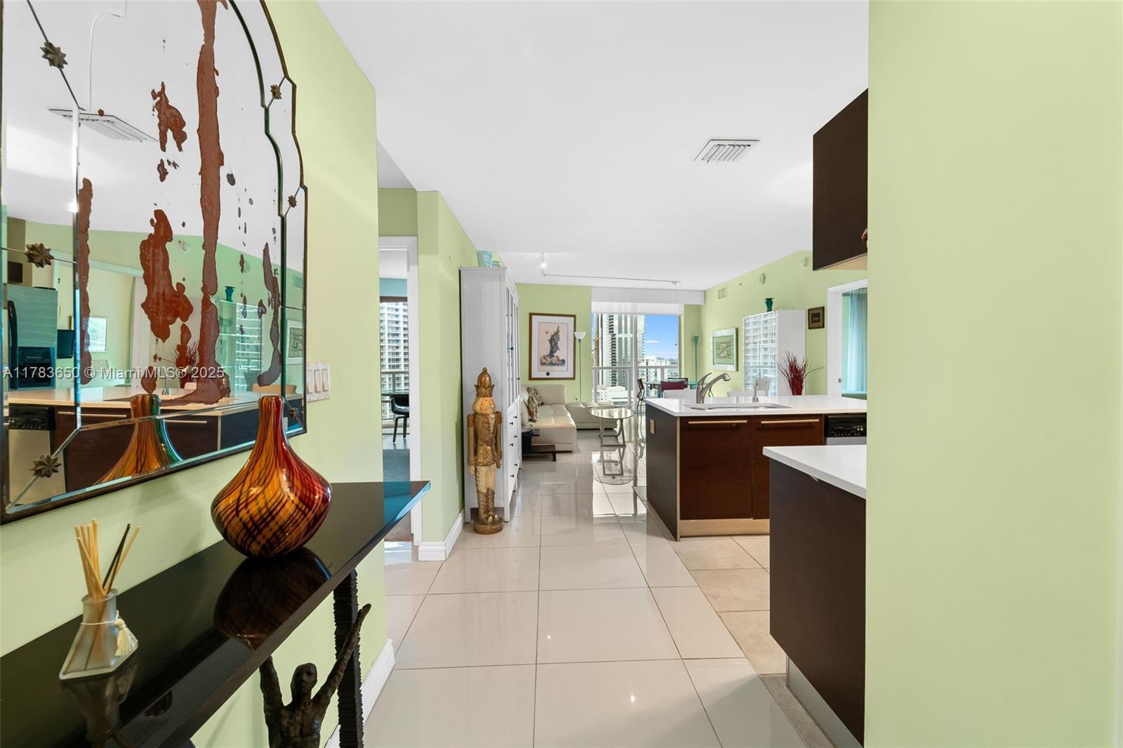 1900 N Bayshore Dr #2404, Miami FL 33132