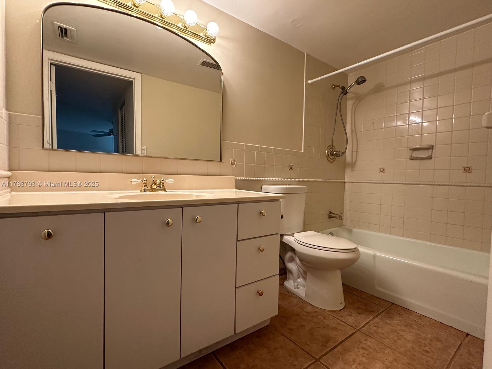 8335 SW 72nd Ave #202D, Miami FL 33143
