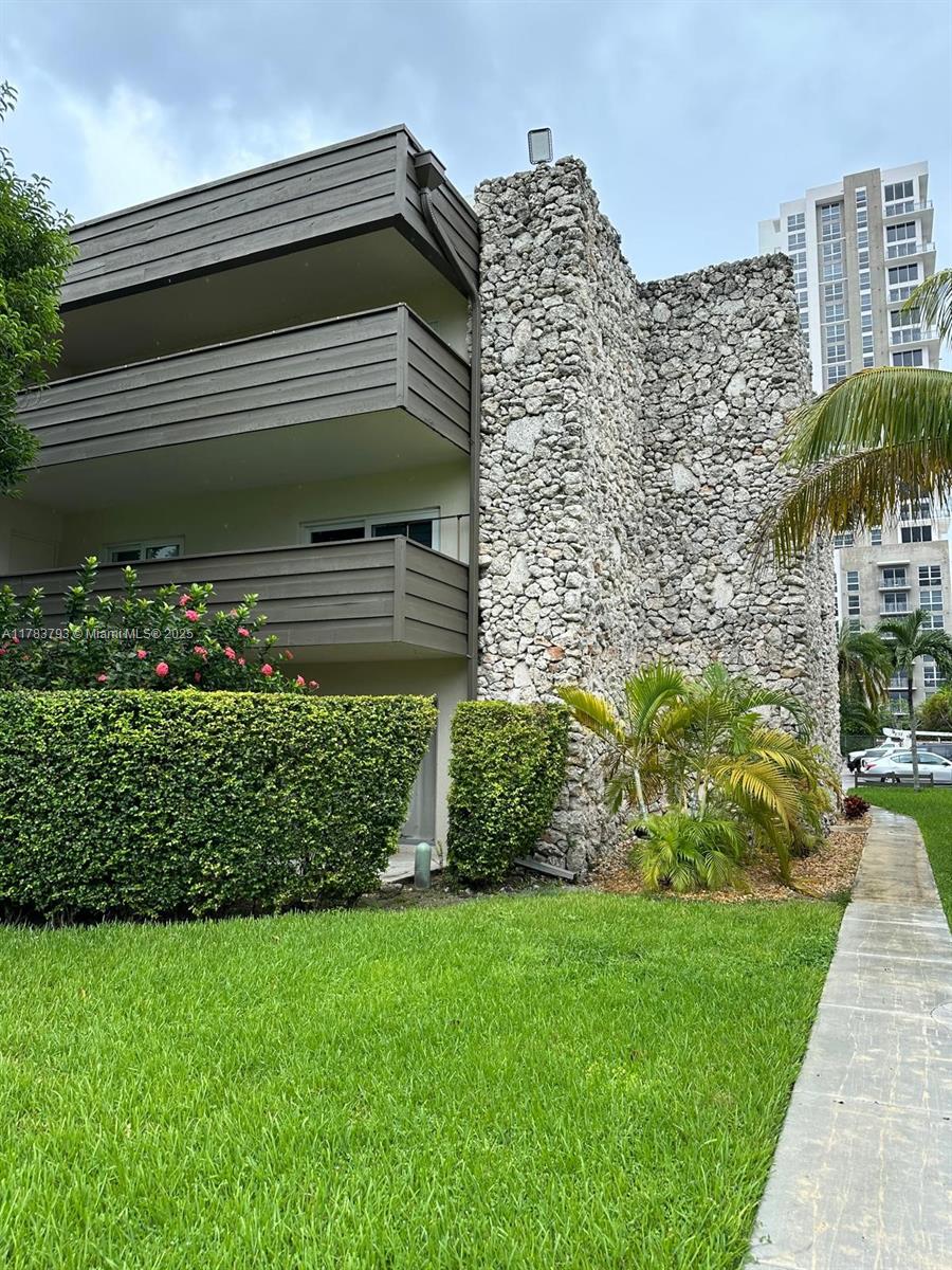 8335 SW 72nd Ave #202D, Miami FL 33143
