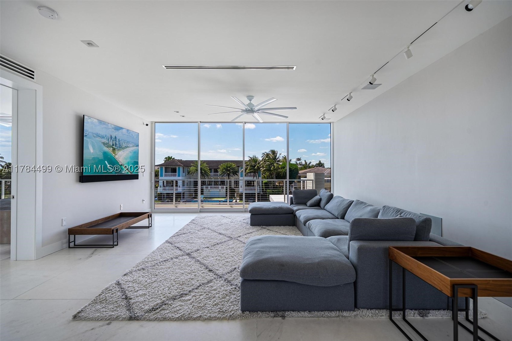 830 Lugo Ave, Coral Gables FL 33156
