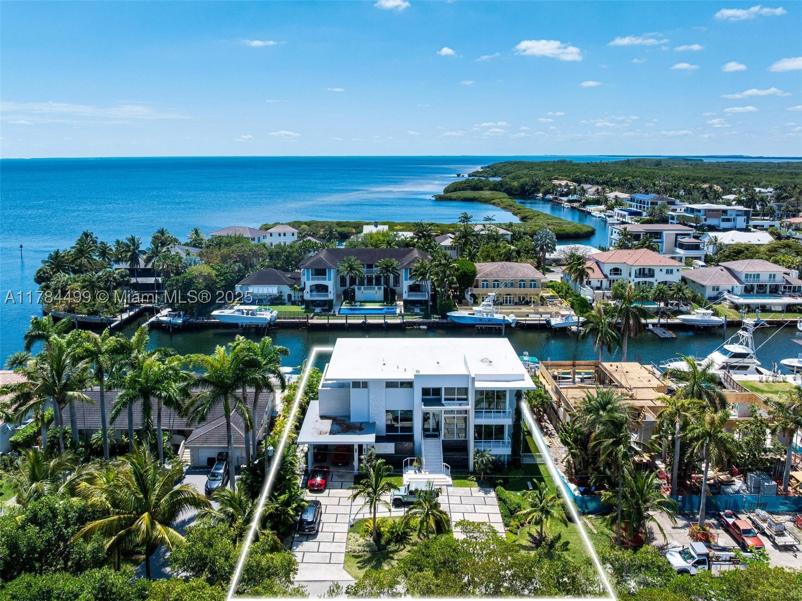 830 Lugo Ave, Coral Gables FL 33156