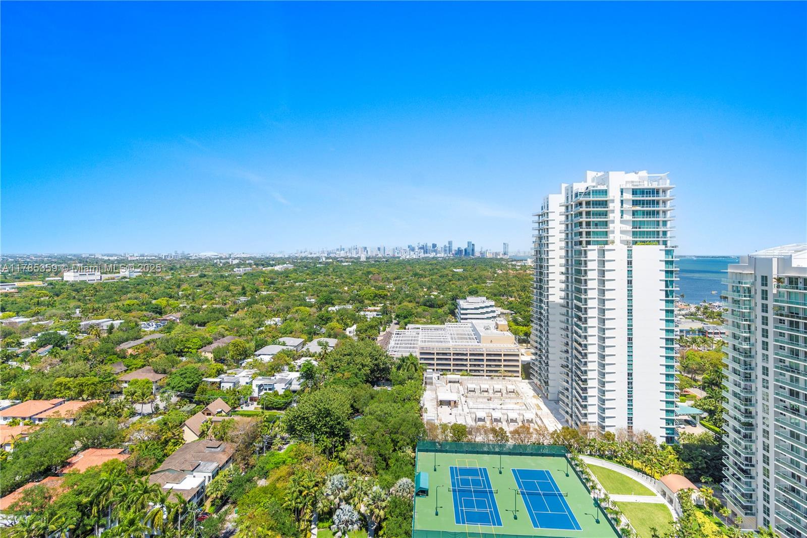 2678 Tigertail Ave #PH4, Miami FL 33133