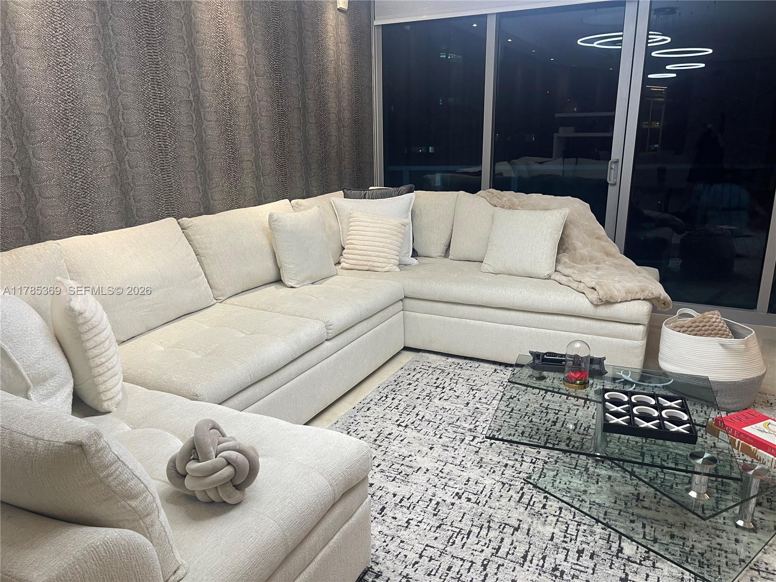 3101 S Ocean Dr #1707, Hollywood FL 33019