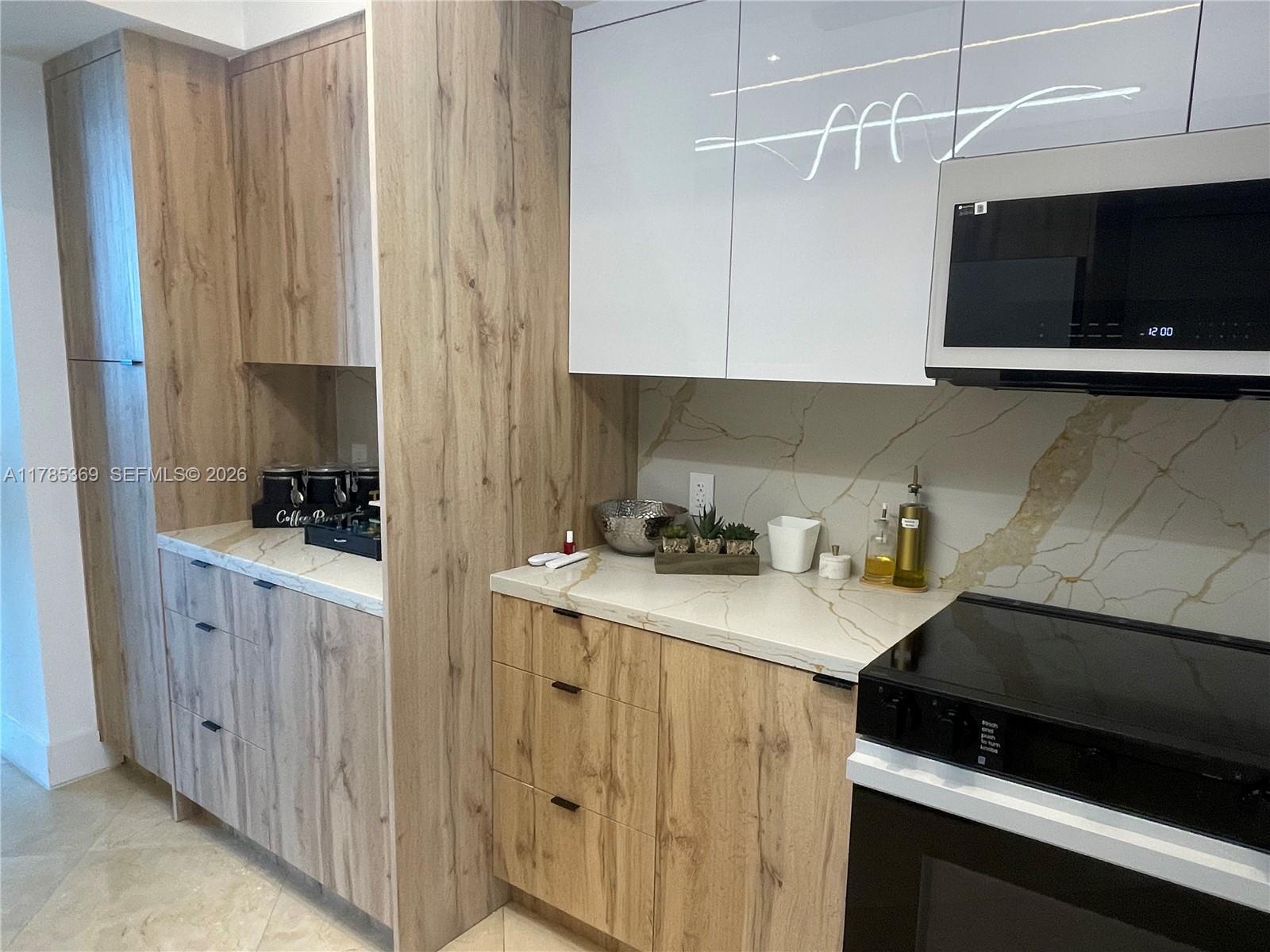 3101 S Ocean Dr #1707, Hollywood FL 33019