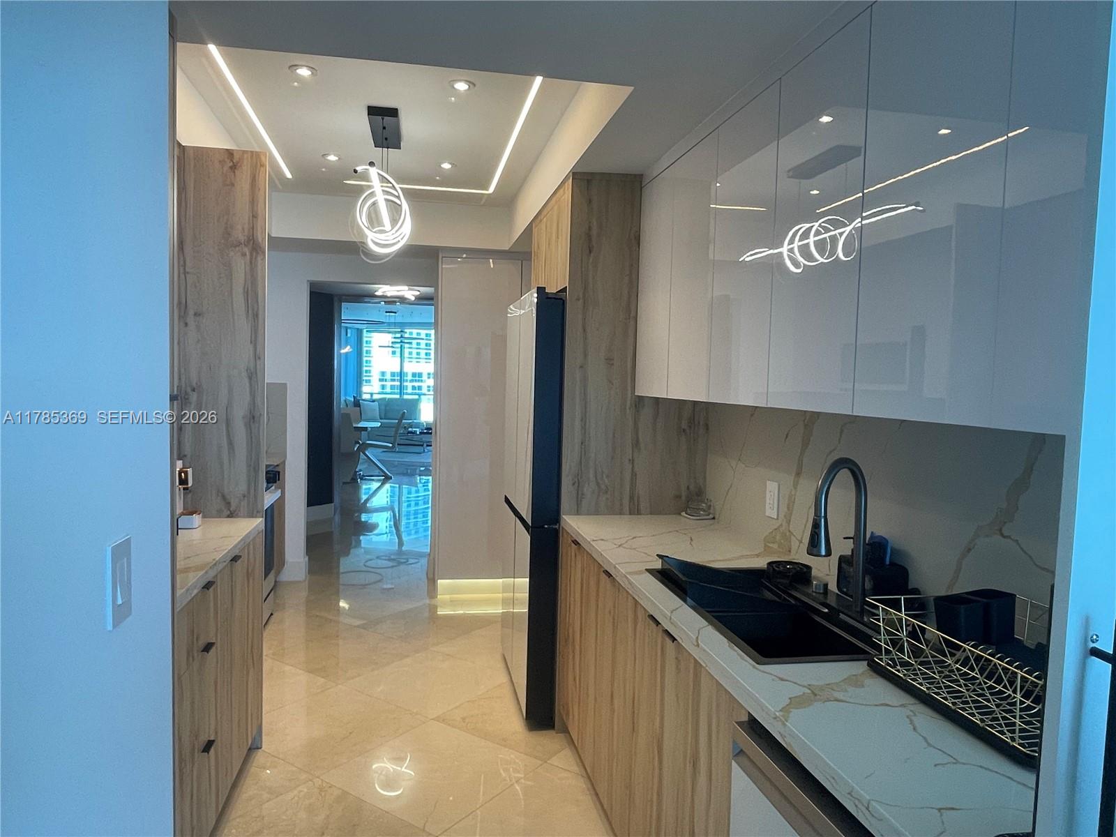 3101 S Ocean Dr #1707, Hollywood FL 33019