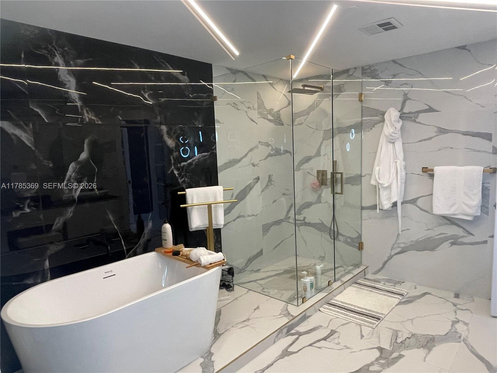 3101 S Ocean Dr #1707, Hollywood FL 33019