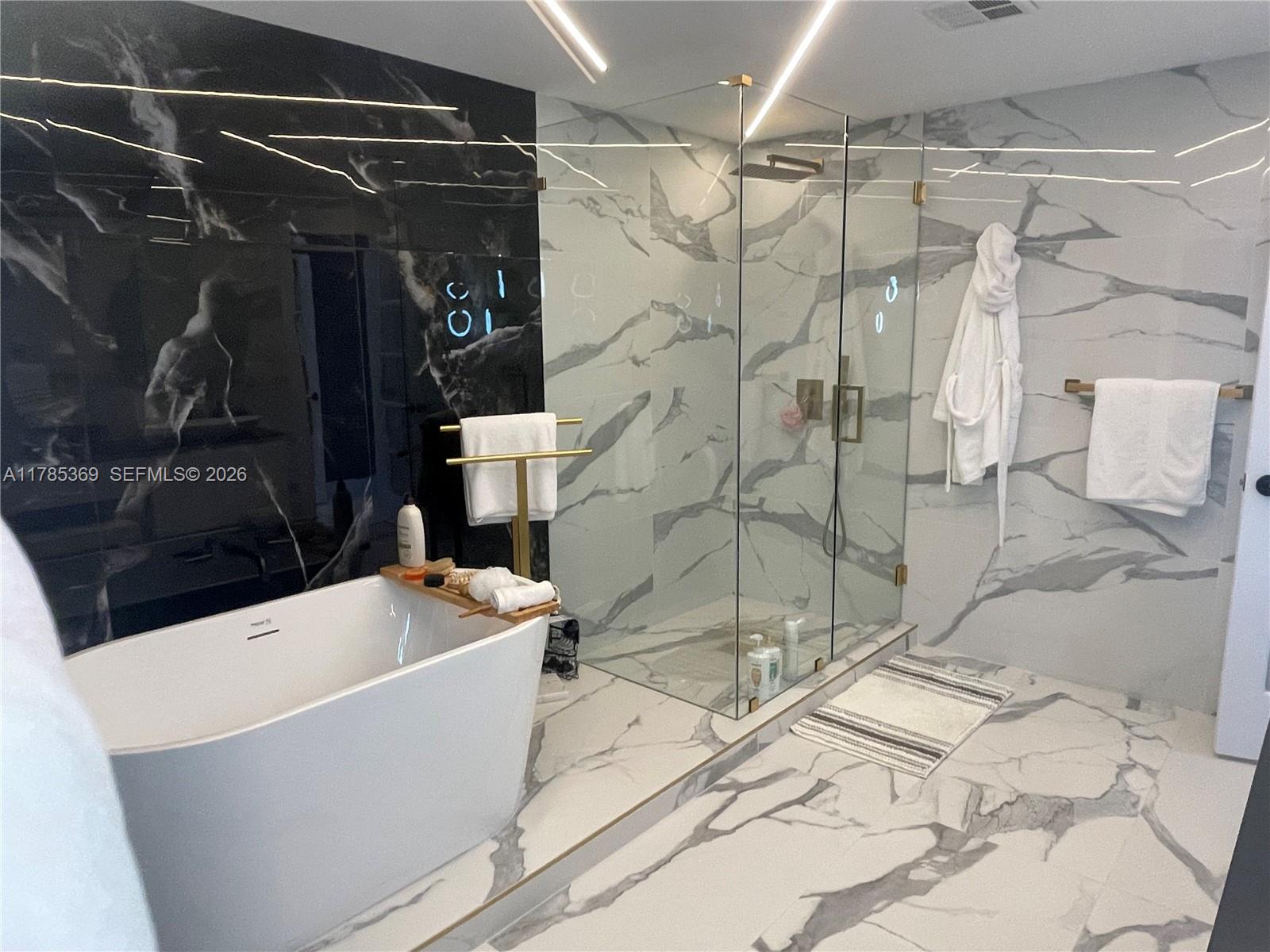 3101 S Ocean Dr #1707, Hollywood FL 33019