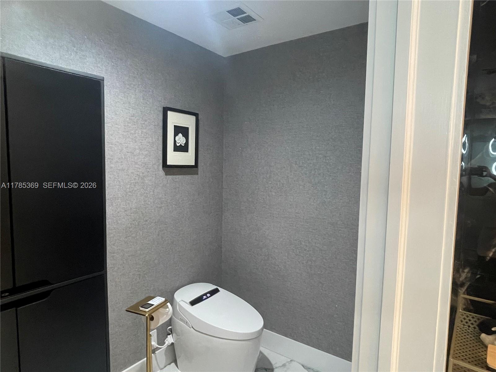 3101 S Ocean Dr #1707, Hollywood FL 33019