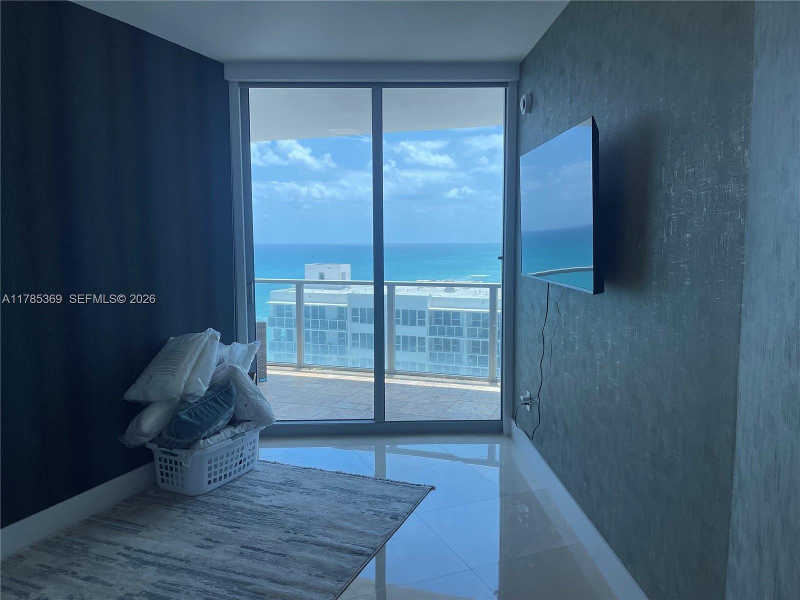 3101 S Ocean Dr #1707, Hollywood FL 33019