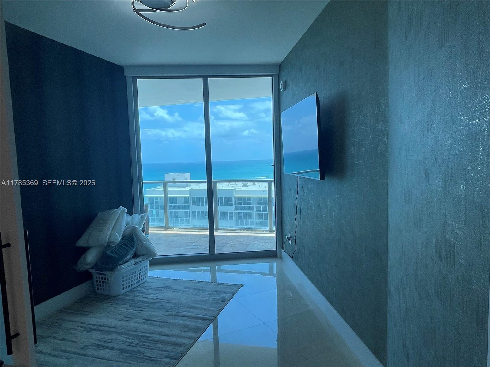 3101 S Ocean Dr #1707, Hollywood FL 33019