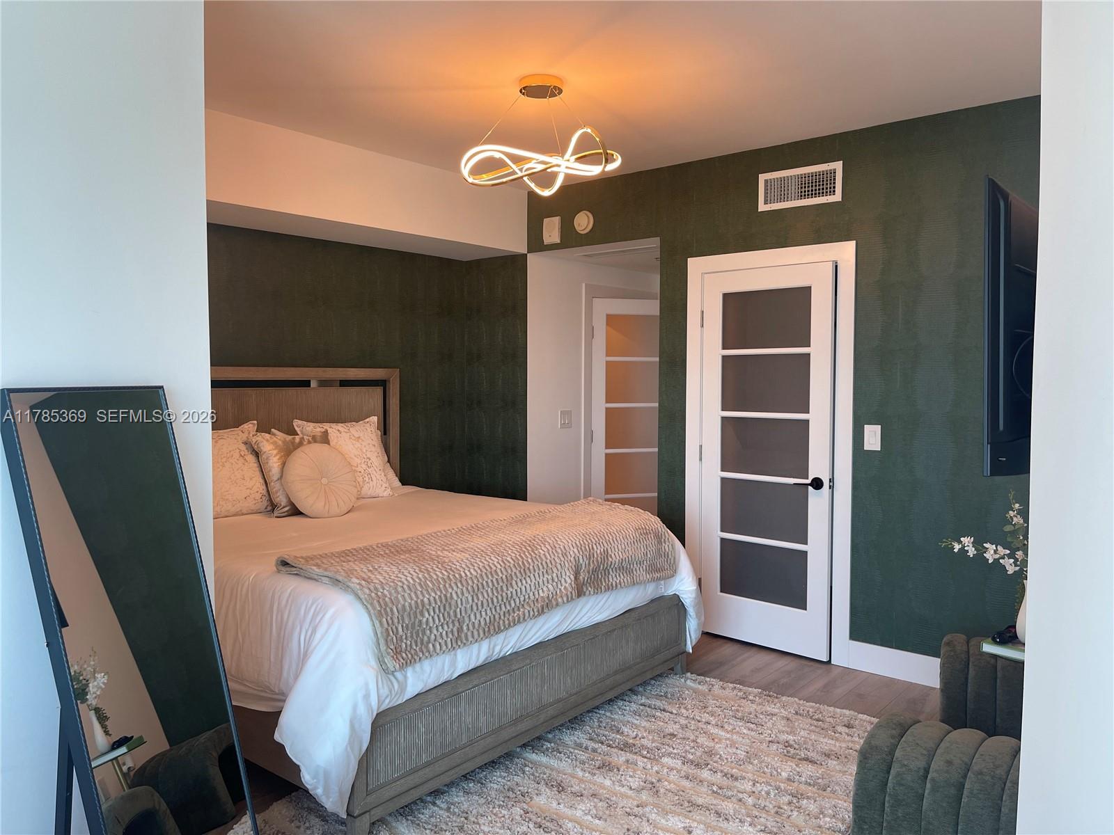 3101 S Ocean Dr #1707, Hollywood FL 33019