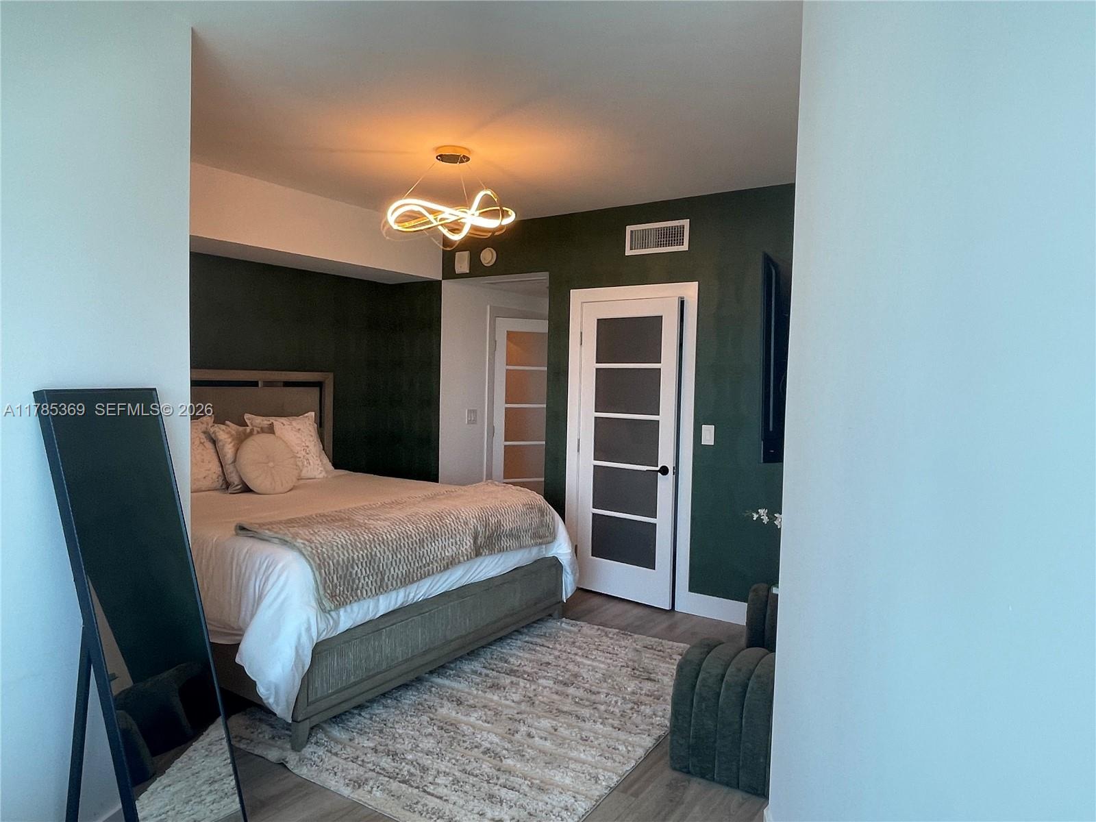 3101 S Ocean Dr #1707, Hollywood FL 33019