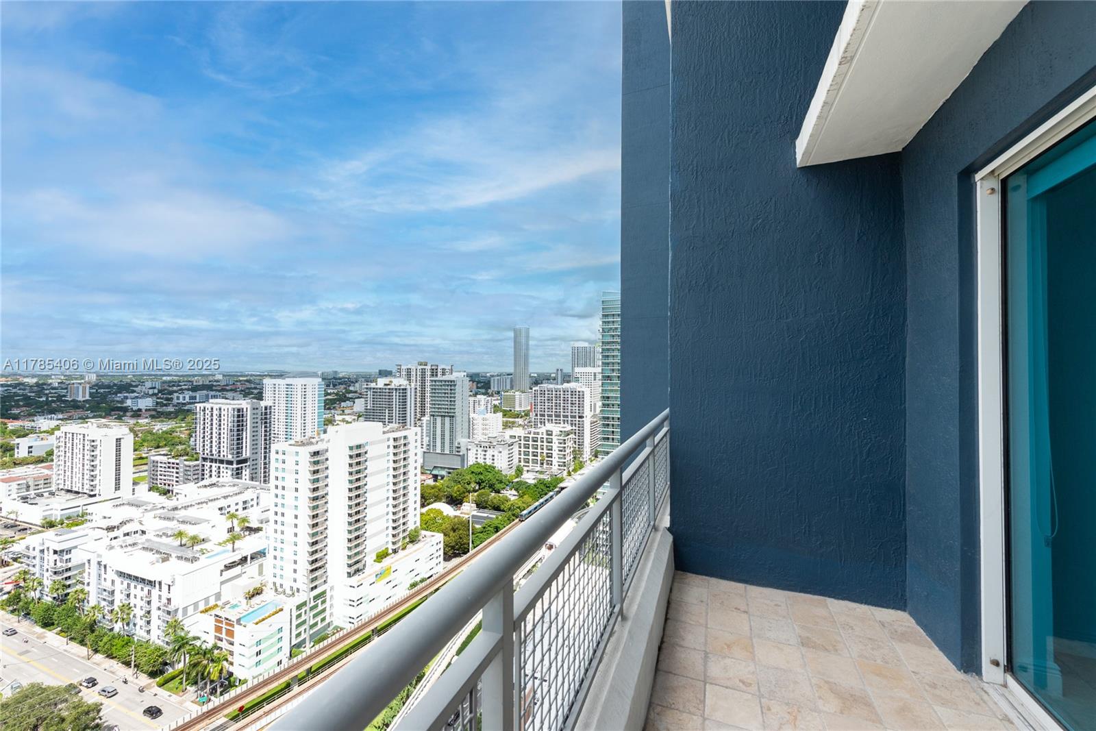 60 SW 13th St #2609, Miami FL 33130