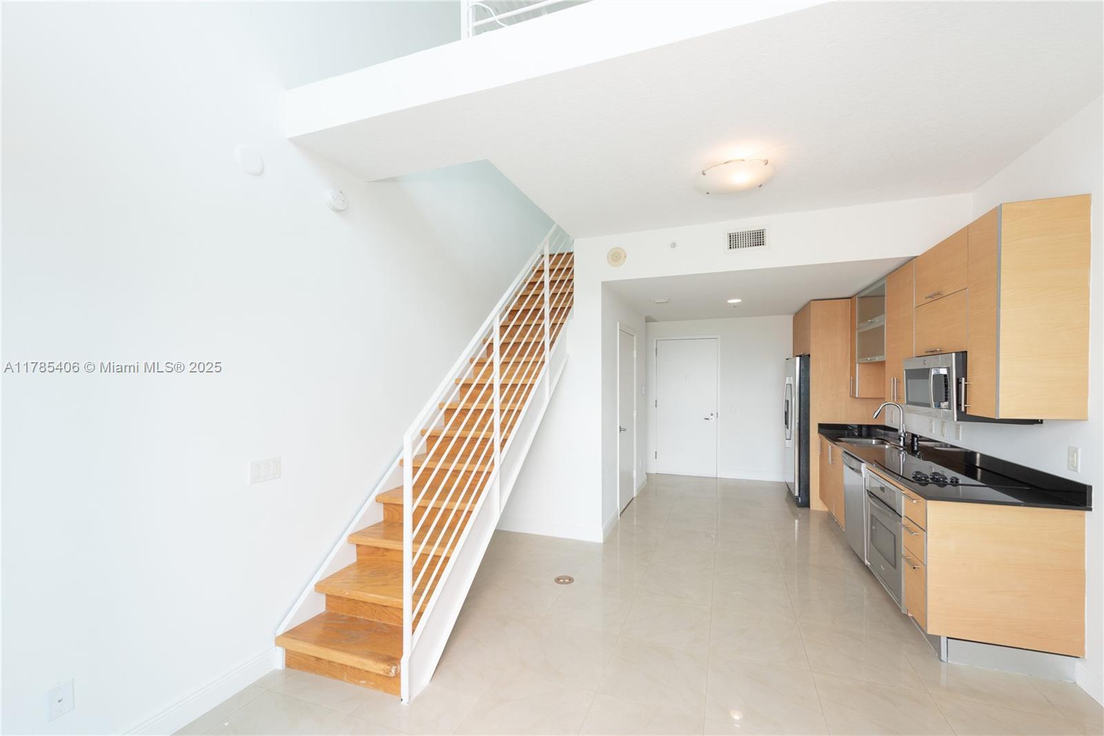 60 SW 13th St #2609, Miami FL 33130