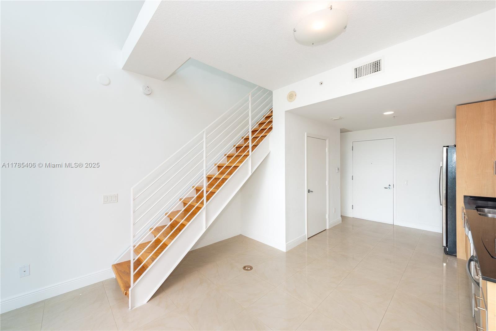 60 SW 13th St #2609, Miami FL 33130