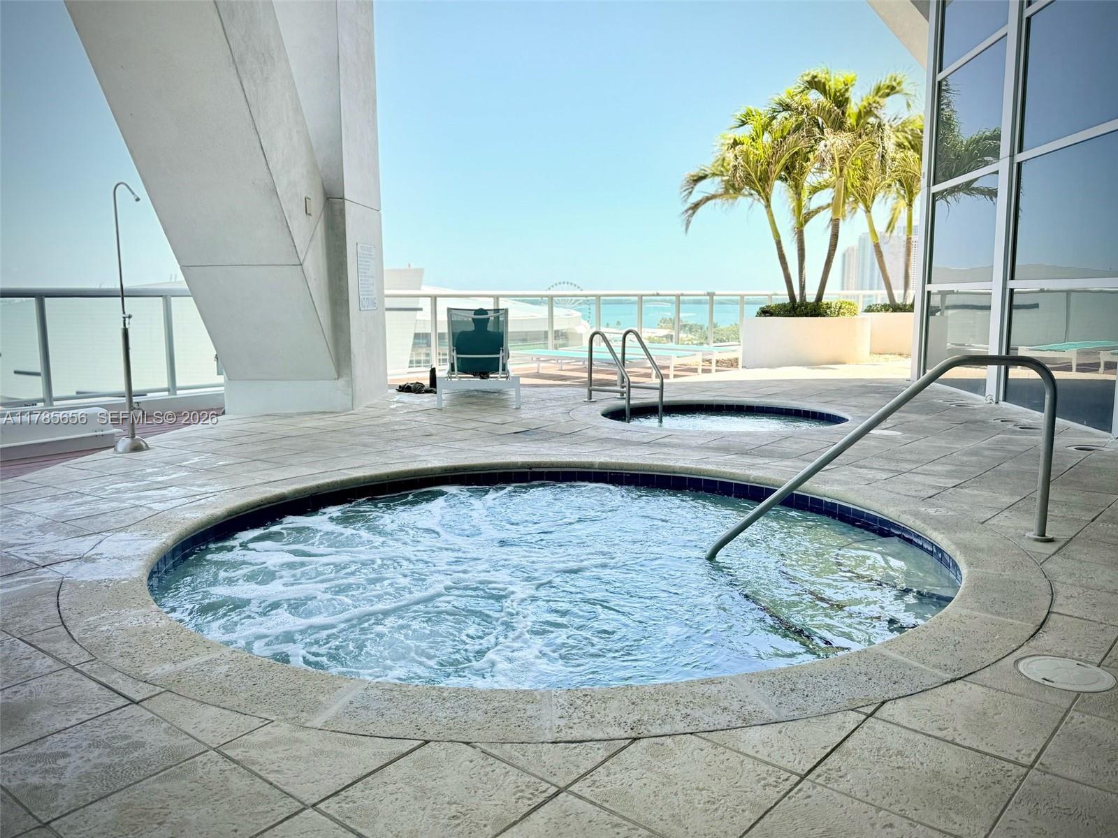 888 Biscayne Blvd #1009, Miami FL 33132