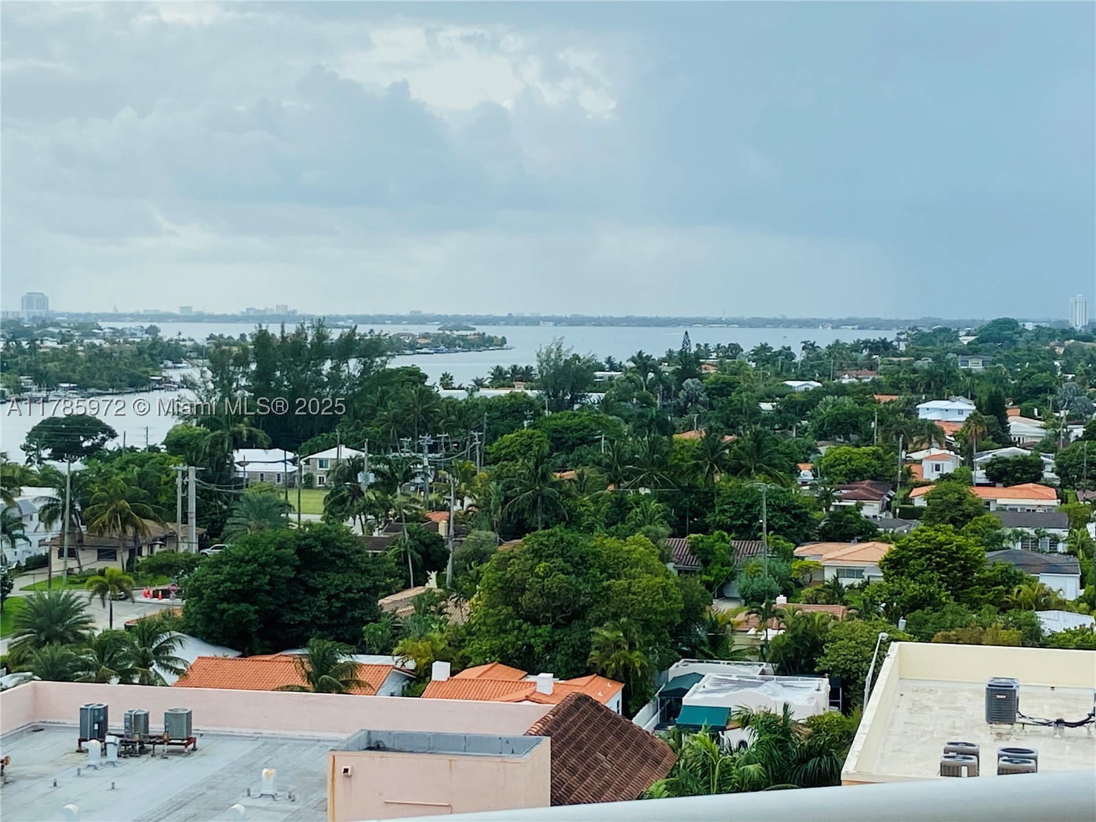 8855 Collins Ave #9E, Surfside FL 33154