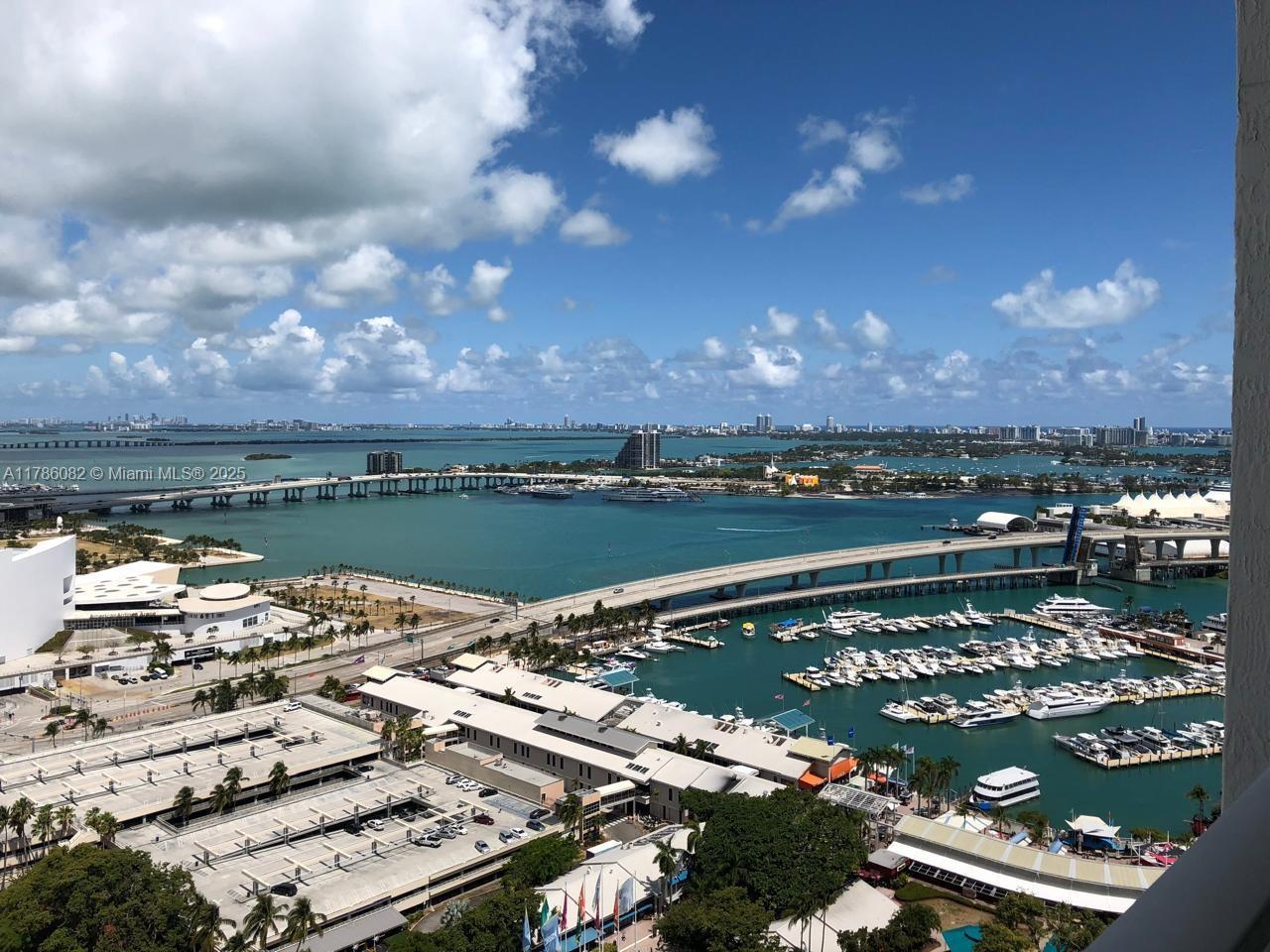 244 Biscayne Blvd #3004, Miami FL 33132