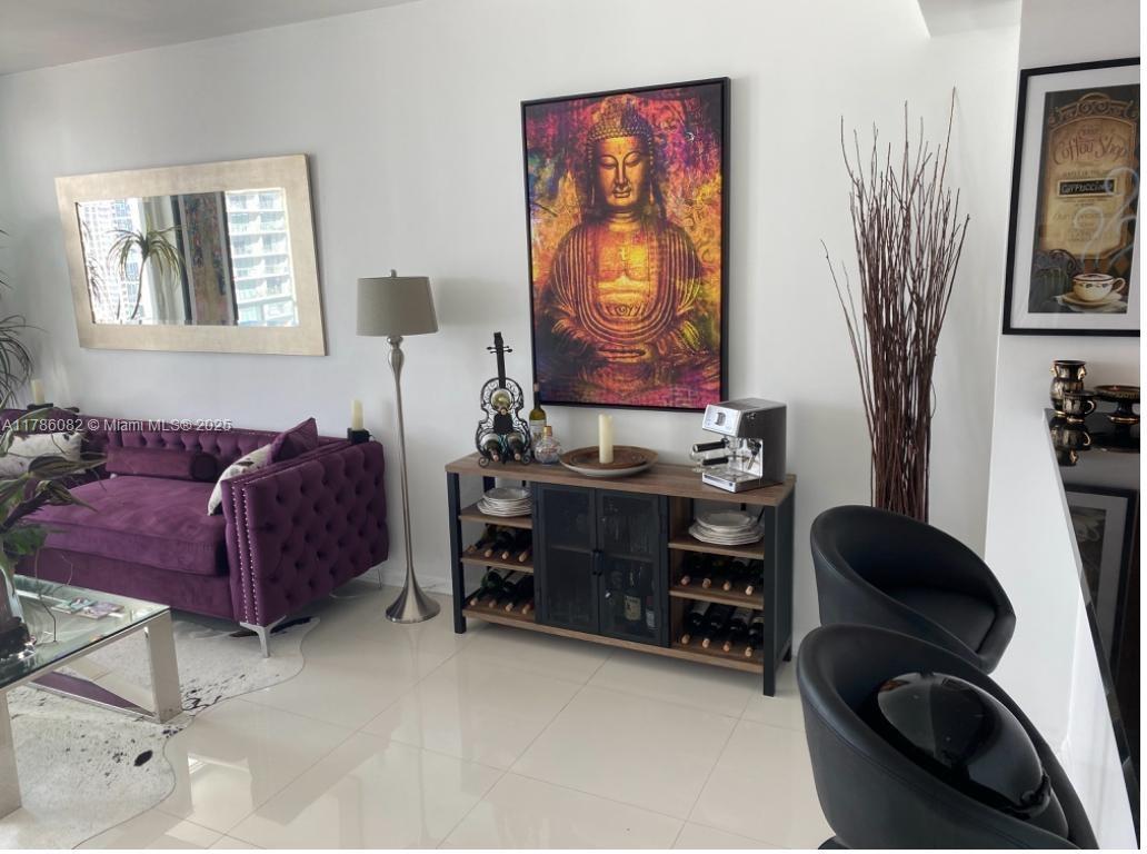 244 Biscayne Blvd #3004, Miami FL 33132