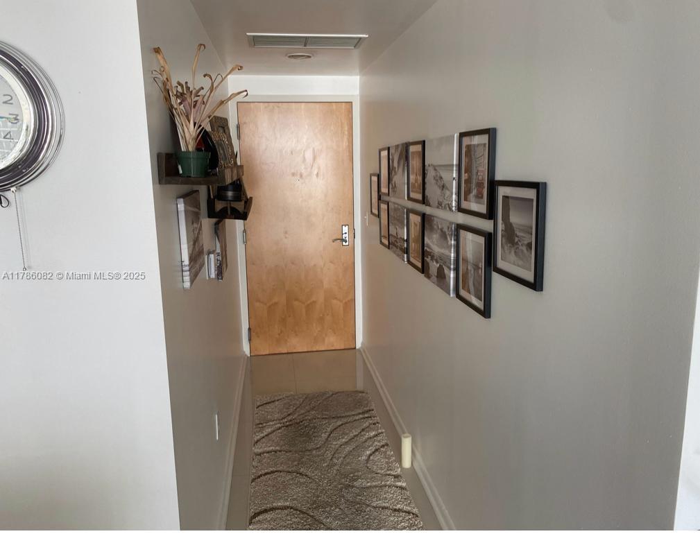 244 Biscayne Blvd #3004, Miami FL 33132