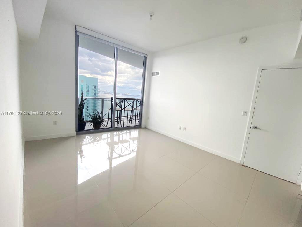 488 NE 18th St #4905, Miami FL 33132
