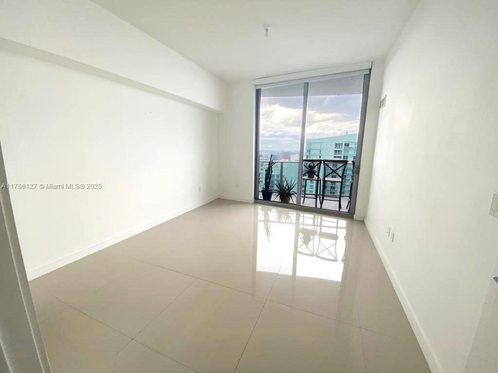 488 NE 18th St #4905, Miami FL 33132