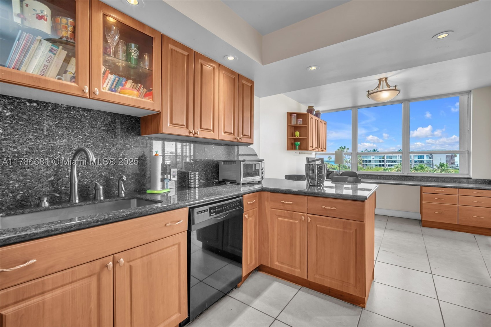 11 Island Ave #512, Miami Beach FL 33139