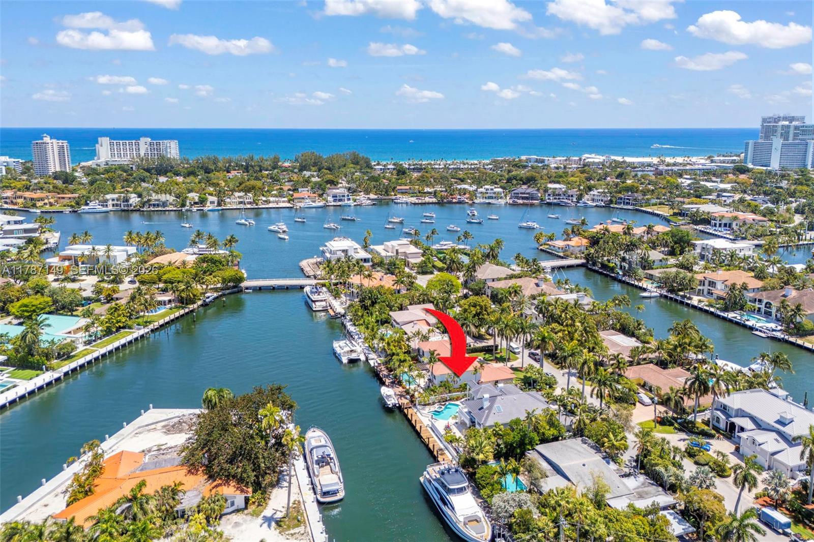 2561 Lucille Dr, Fort Lauderdale FL 33316