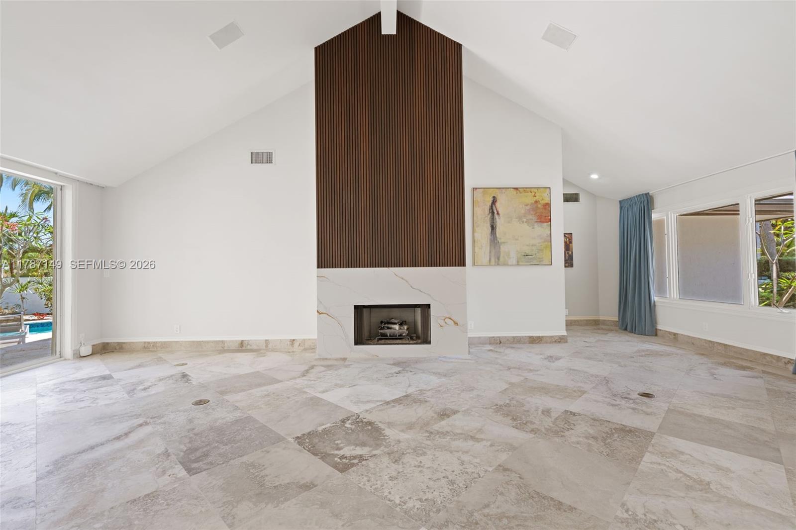 2561 Lucille Dr, Fort Lauderdale FL 33316
